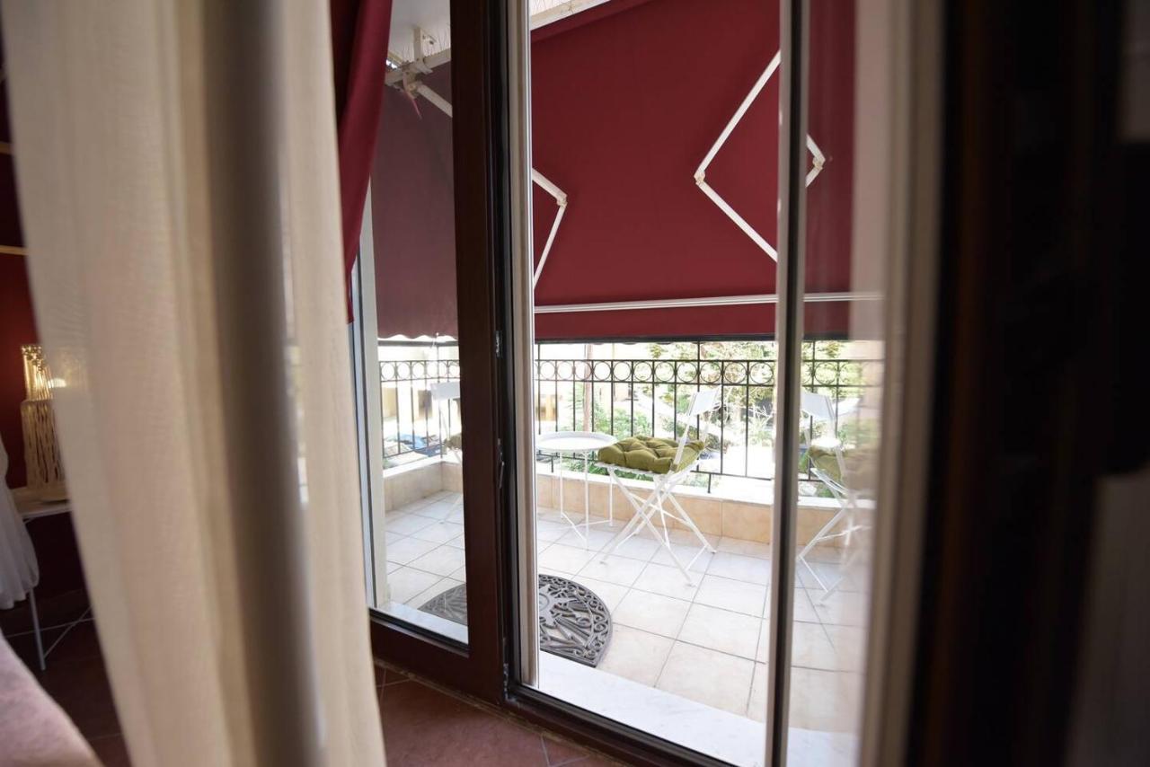 Amalfi Luxury Apartment Komotiní Kültér fotó